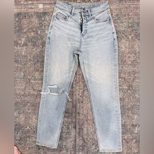 NWOT AE Stretched Ripped Mom Jeans Light Blue Distressed Skinny Jeans